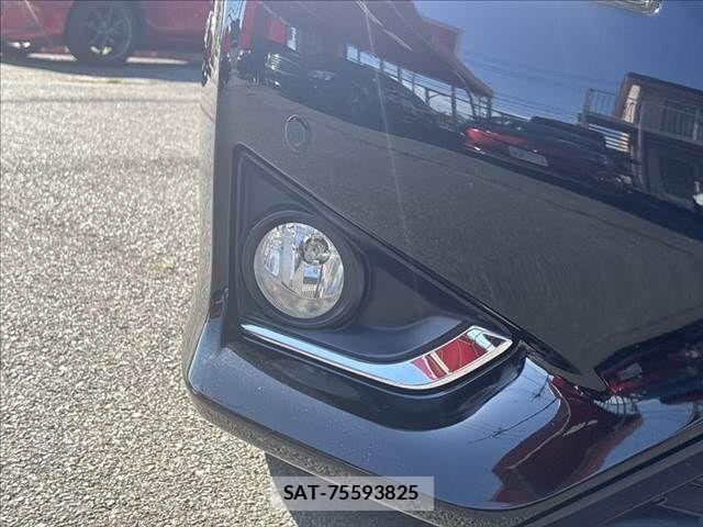 Toyota MARK X 2014-02 7221260-24