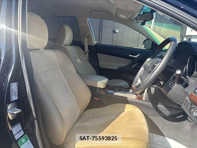 Toyota MARK X 2014-02 7221260-6