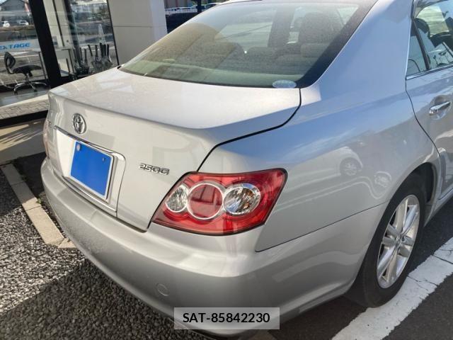 Toyota MARK X 2008-02 7221245-9