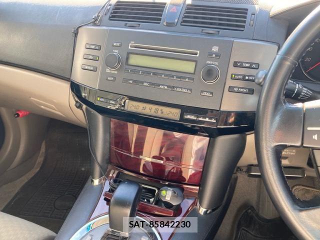 Toyota MARK X 2008-02 7221245-16