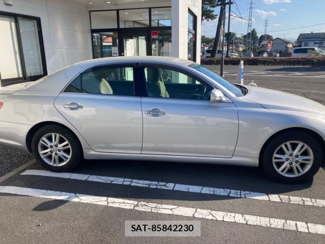 Toyota MARK X 2008-02 7221245-5