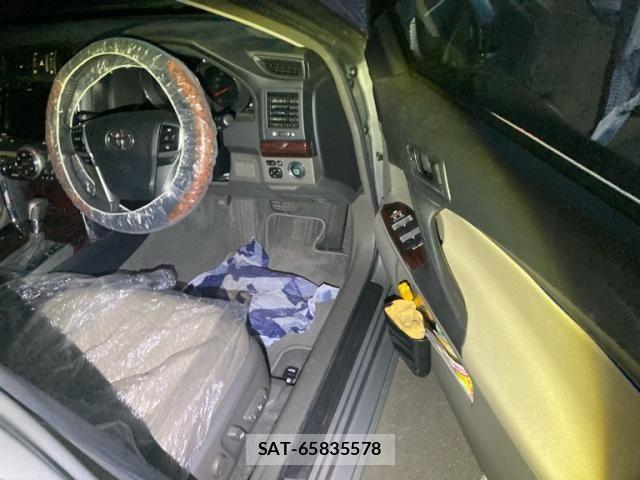 Toyota MARK X 2010-04 7221247-14