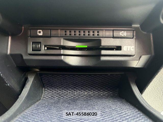 Toyota MARK X 2014-03 7221268-15