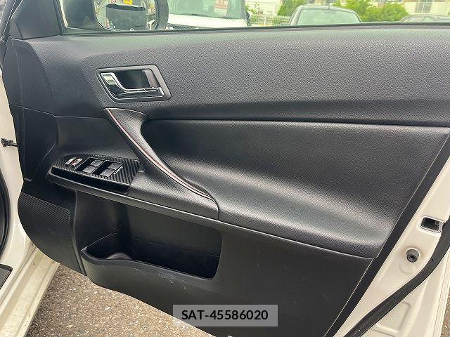 Toyota MARK X 2014-03 7221268-21