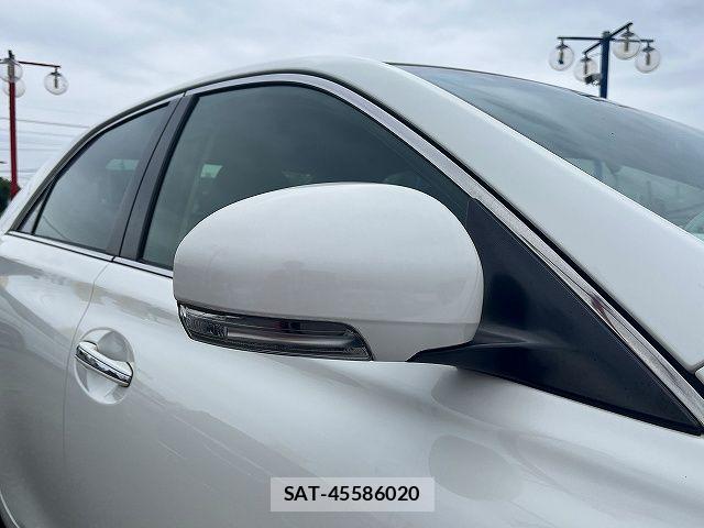 Toyota MARK X 2014-03 7221268-24