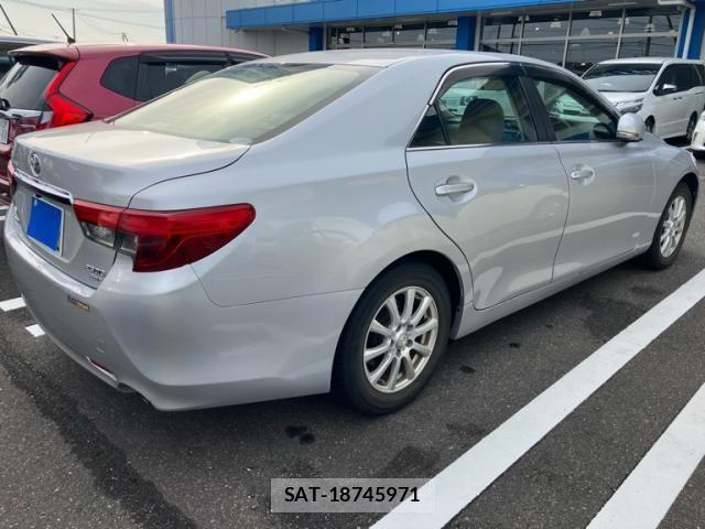 Toyota MARK X 2013-06 7251410-2