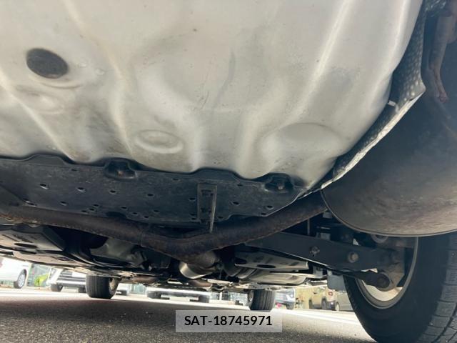 Toyota MARK X 2013-06 7251410-6