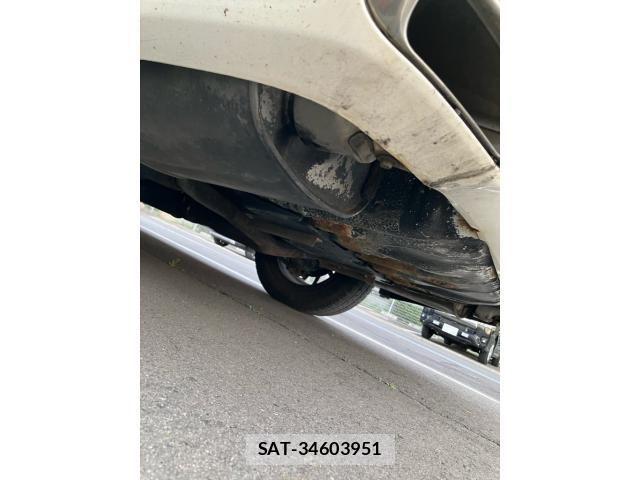 Toyota MARK X 2009-04 7272257-8