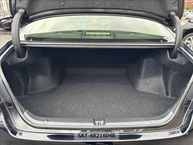 Toyota MARK X 2019-04 7328165-9