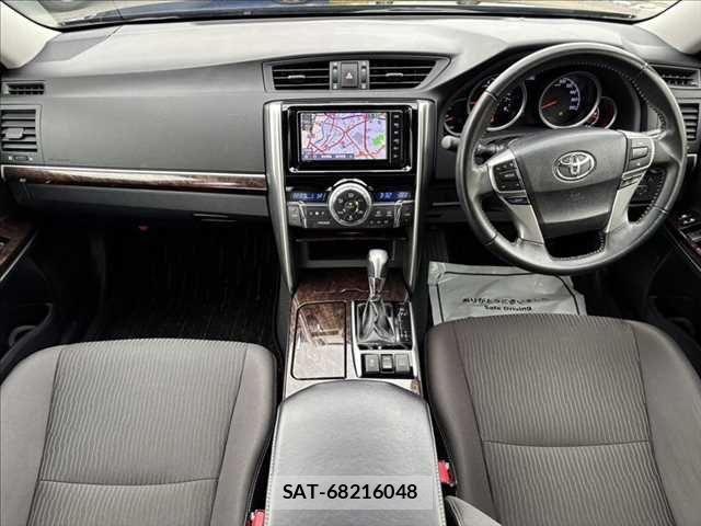 Toyota MARK X 2019-04 7328165-2