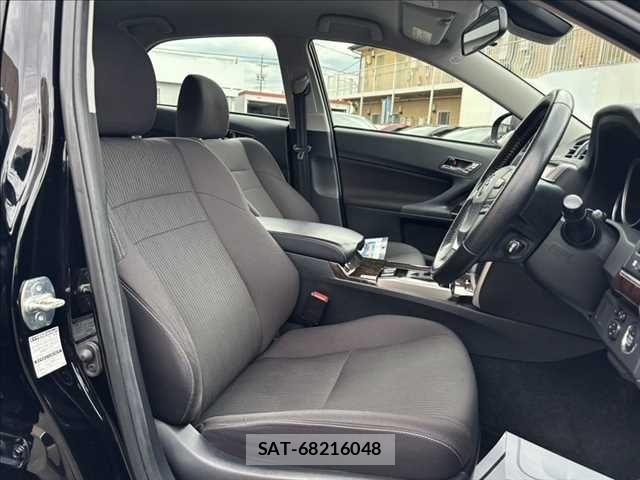 Toyota MARK X 2019-04 7328165-7