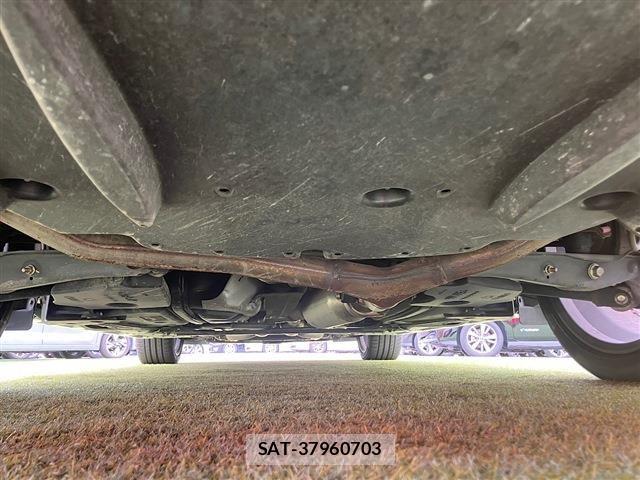 Toyota MARK X 2017-11 7328164-19