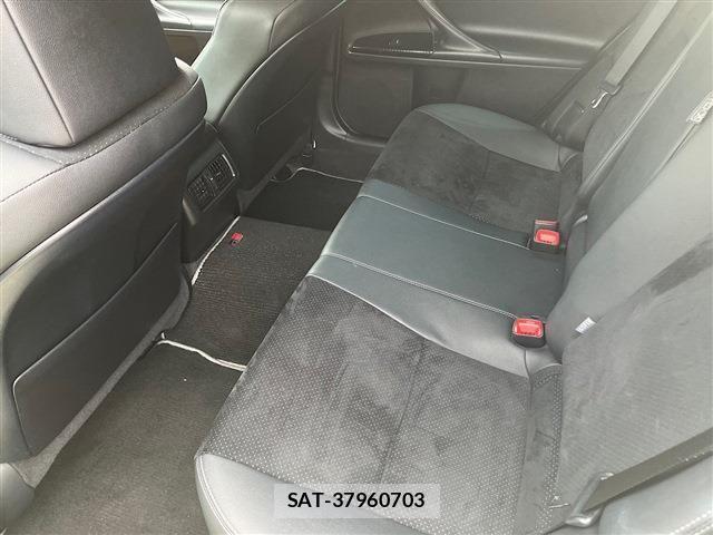 Toyota MARK X 2017-11 7328164-27