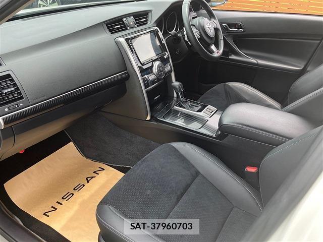 Toyota MARK X 2017-11 7328164-29