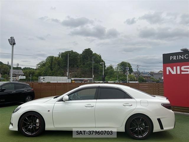 Toyota MARK X 2017-11 7328164-5