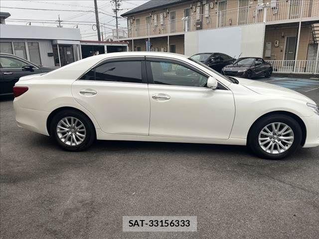 Toyota MARK X 2016-04 7328166-17