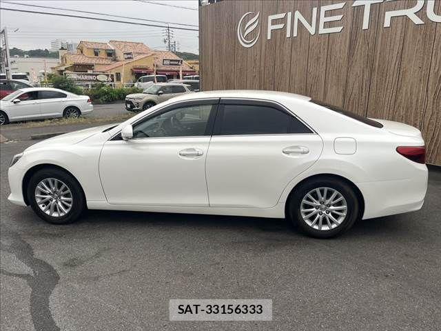 Toyota MARK X 2016-04 7328166-21