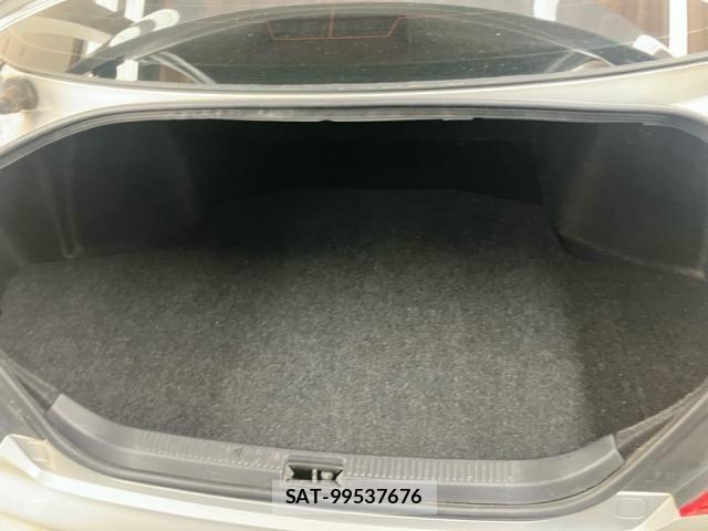 Toyota MARK X 2006-01 7328171-17