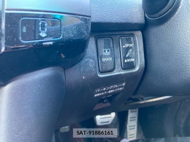 Toyota MARK X 2005-05 7328172-17