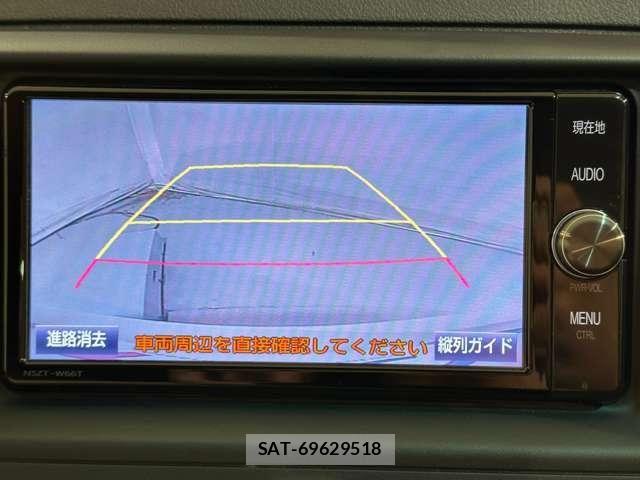 Toyota MARK X 2016-11 7358609-19