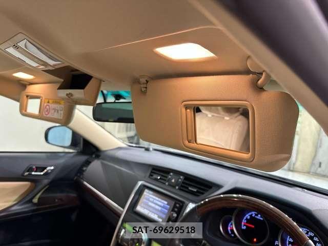 Toyota MARK X 2016-11 7358609-24