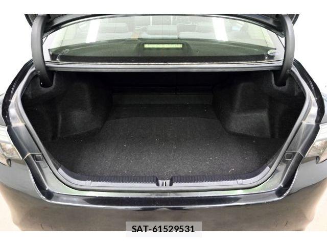 Toyota MARK X 2017-04 7358614-10