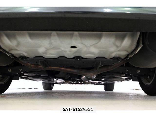 Toyota MARK X 2017-04 7358614-12