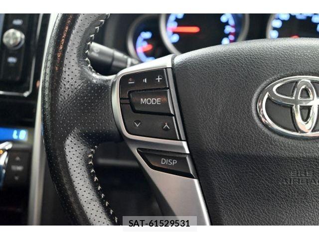 Toyota MARK X 2017-04 7358614-21