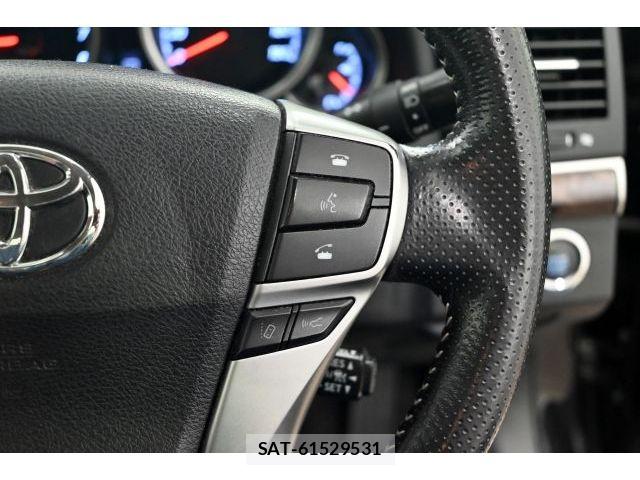 Toyota MARK X 2017-04 7358614-22