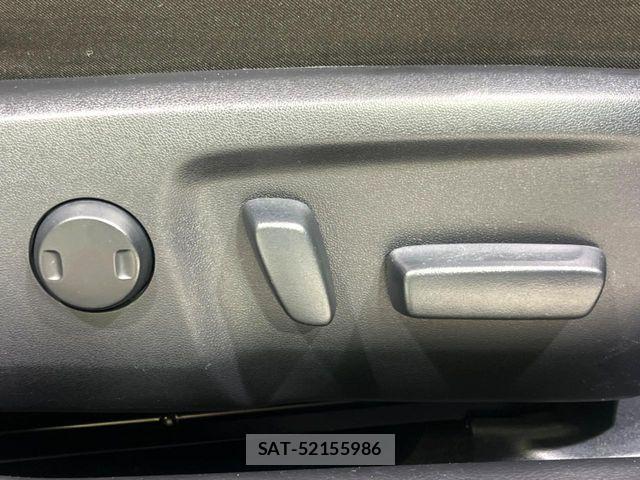 Toyota MARK X 2015-01 7358607-7