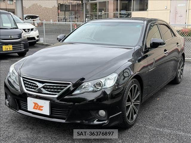 Toyota MARK X 2012-01 7358610-21