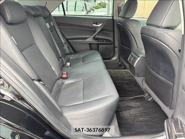 Toyota MARK X 2012-01 7358610-25