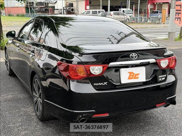 Toyota MARK X 2012-01 7358610-7