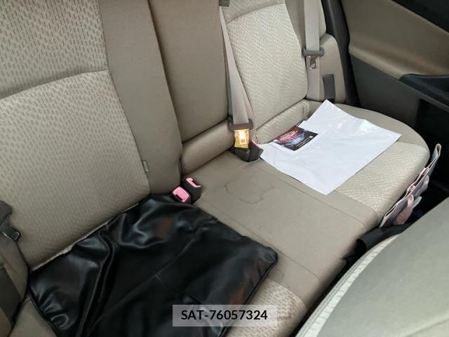 Toyota MARK X 2011-06 7358612-13