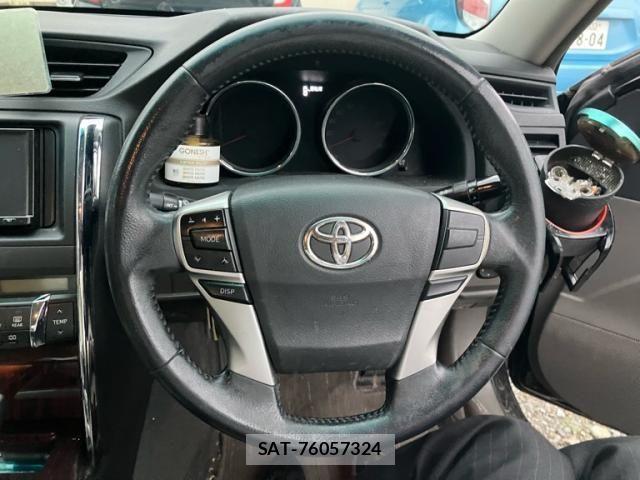 Toyota MARK X 2011-06 7358612-14