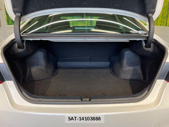 Toyota MARK X 2010-02 7455531-9