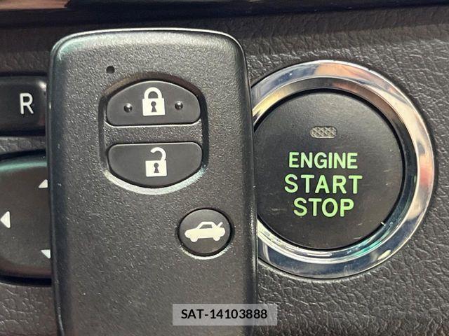 Toyota MARK X 2010-02 7455531-6