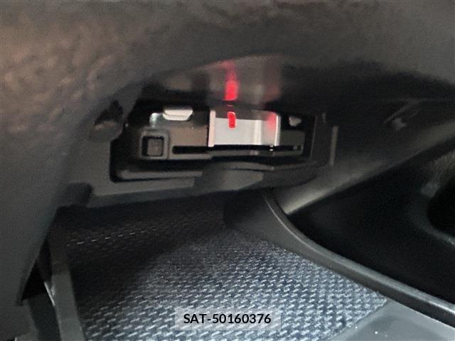 Toyota MARK X 2017-03 7455525-17