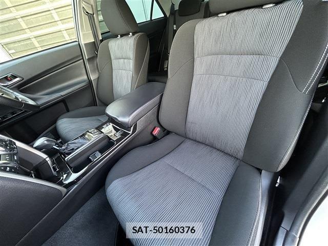 Toyota MARK X 2017-03 7455525-24