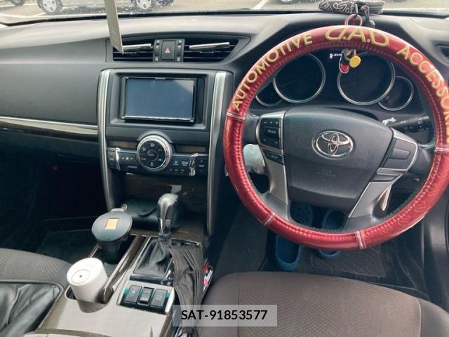 Toyota MARK X 2013-10 7455533-15