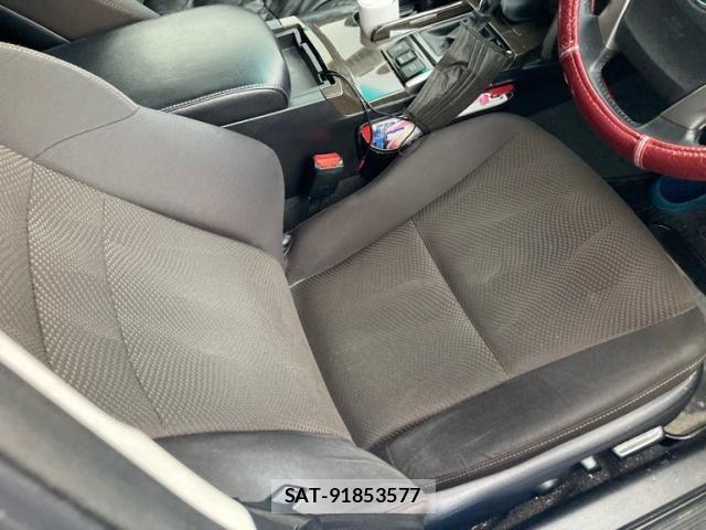 Toyota MARK X 2013-10 7455533-16