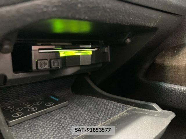 Toyota MARK X 2013-10 7455533-25