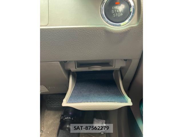 Toyota MARK X 2007-04 7455532-15