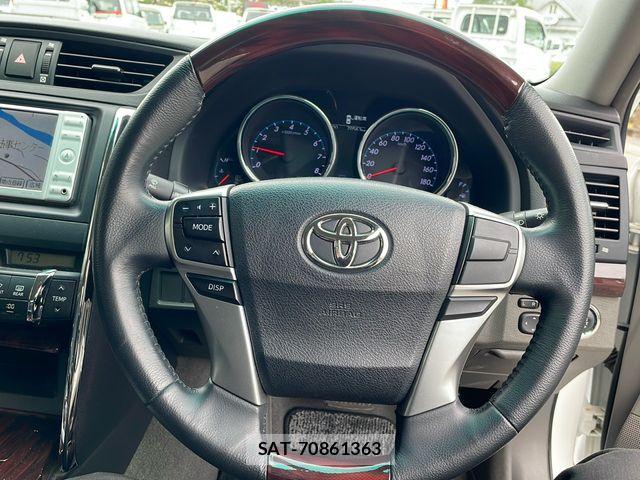 Toyota MARK X 2010-11 7501371-10