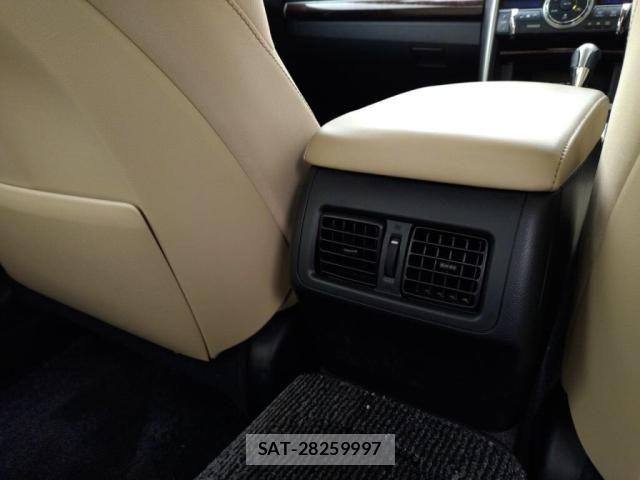 Toyota MARK X 2017-08 7501369-22