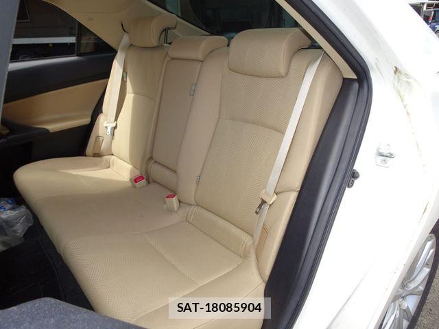 Toyota MARK X 2013-08 7501372-16