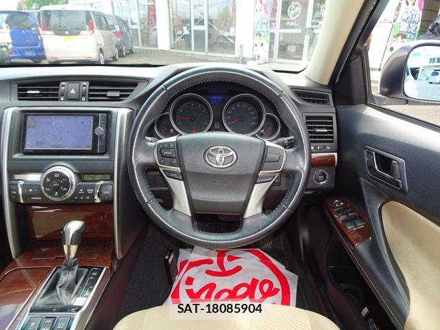 Toyota MARK X 2013-08 7501372-1