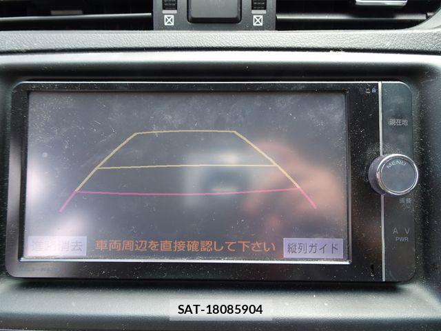 Toyota MARK X 2013-08 7501372-21