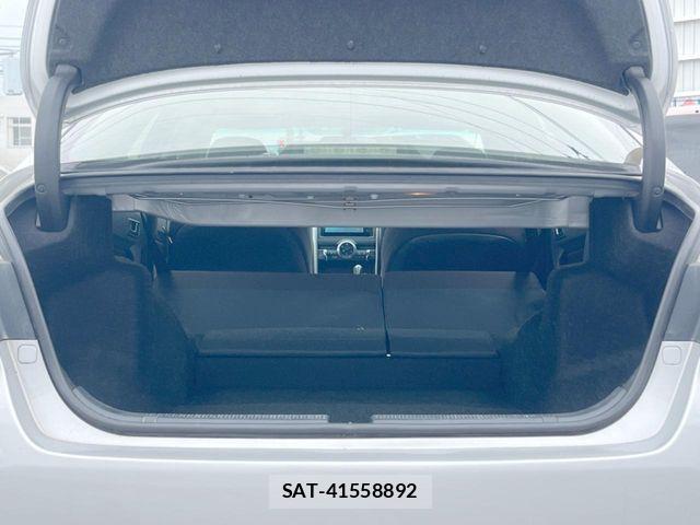 Toyota MARK X 2015-11 7509098-10