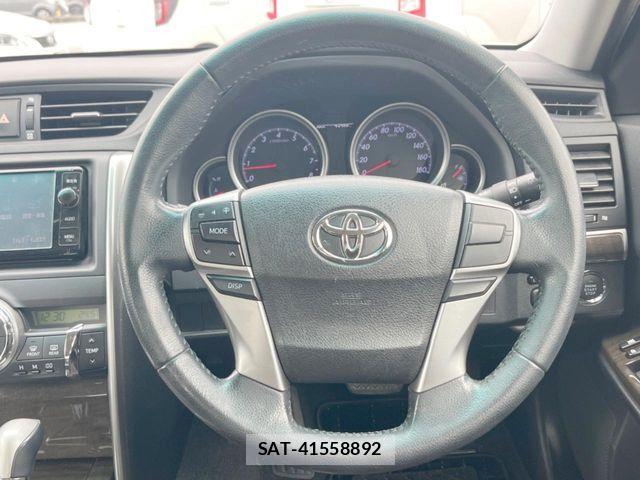 Toyota MARK X 2015-11 7509098-11